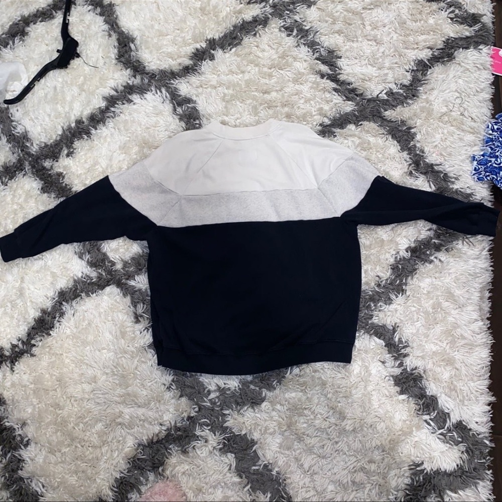 Crewneck